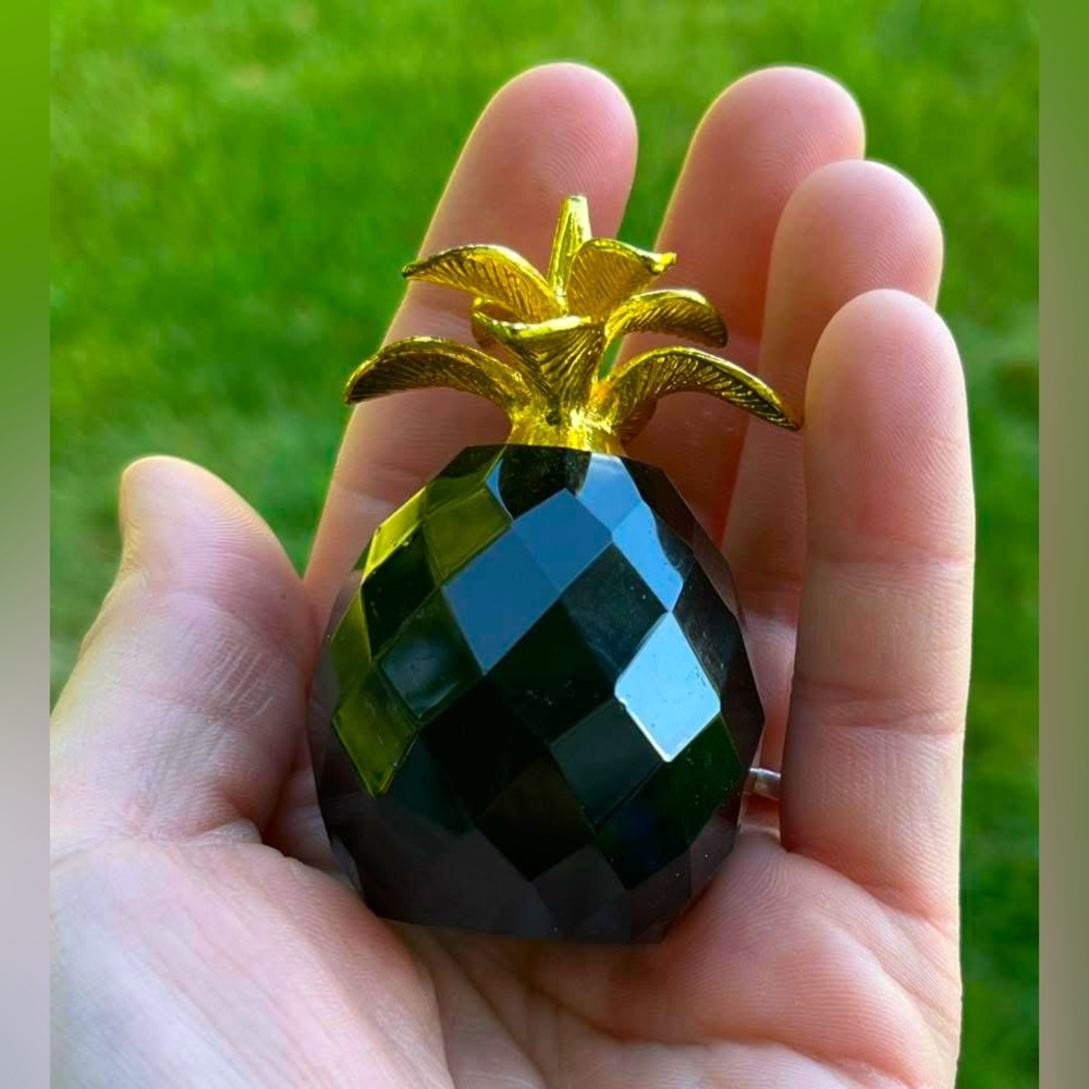 Smokey Quartz Color Pineapple